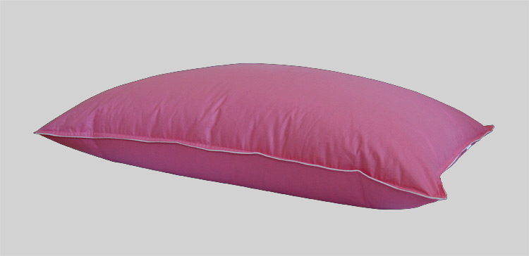 poduszka z pierza w kolorze różowym